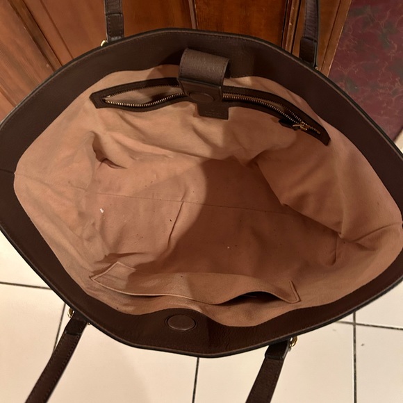 Gucci Tote - Picture 3 of 3